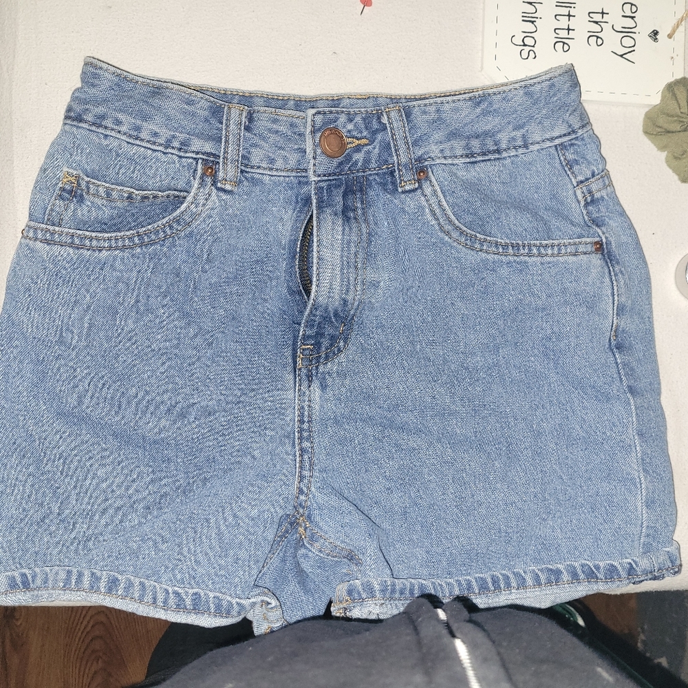 MOM brand high rise jean shorts Size 1